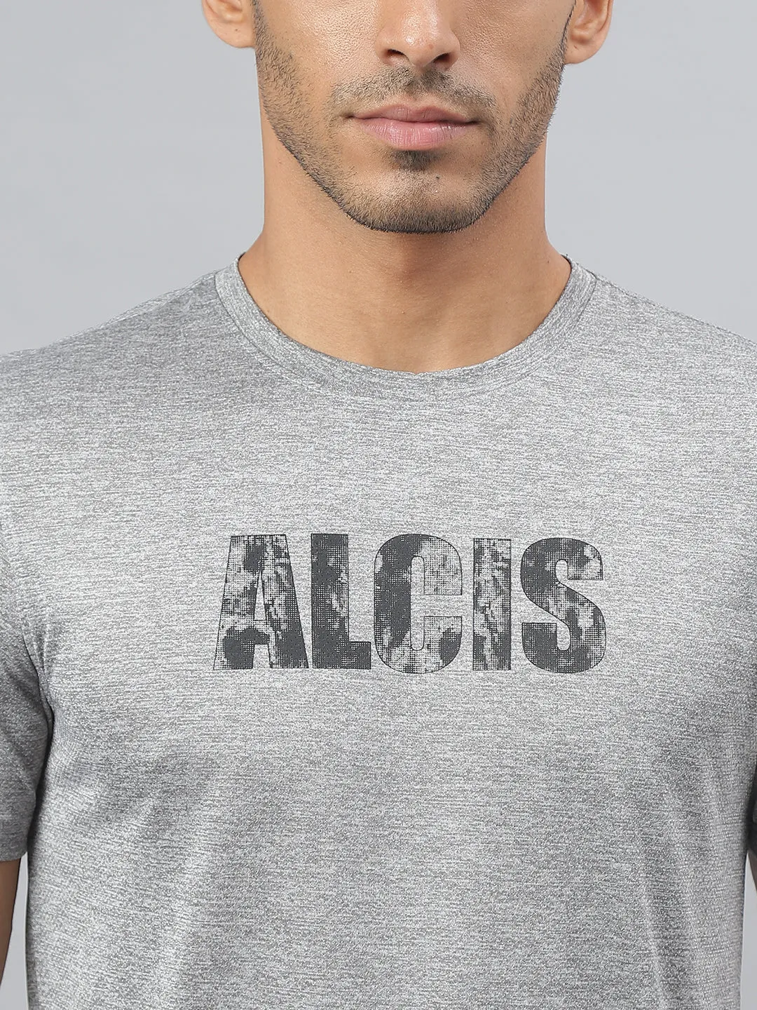 Alcis Men Grey Cationic Anti-Static Slim-Fit Round Neck Training T-Shirt