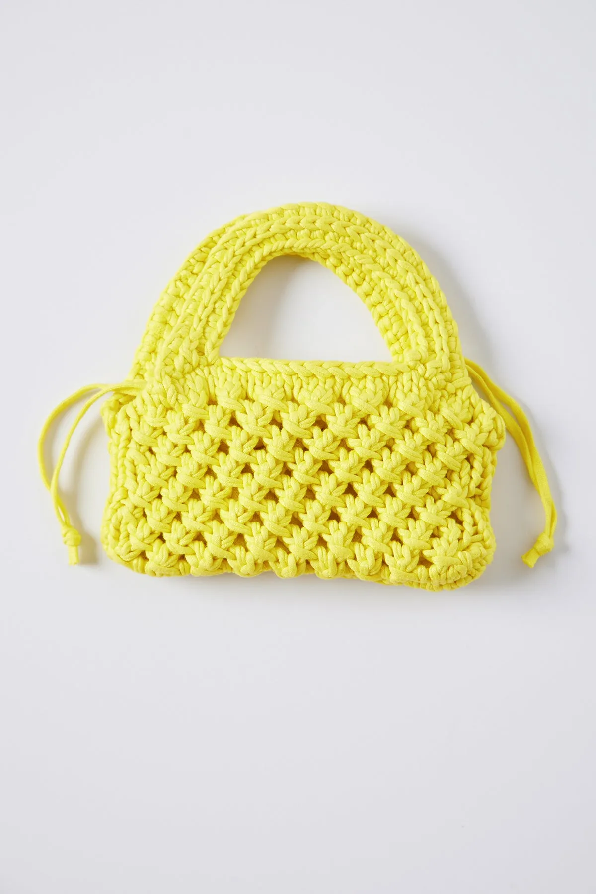 BENNIE CROCHET BAG