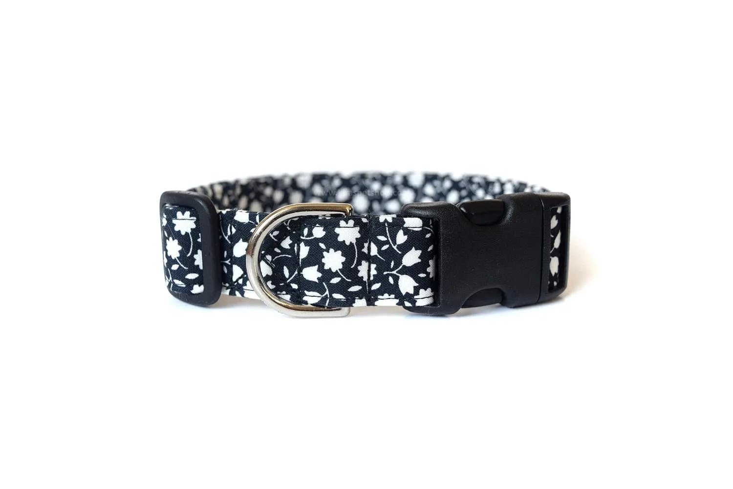 Black & White Floral Dog Collar