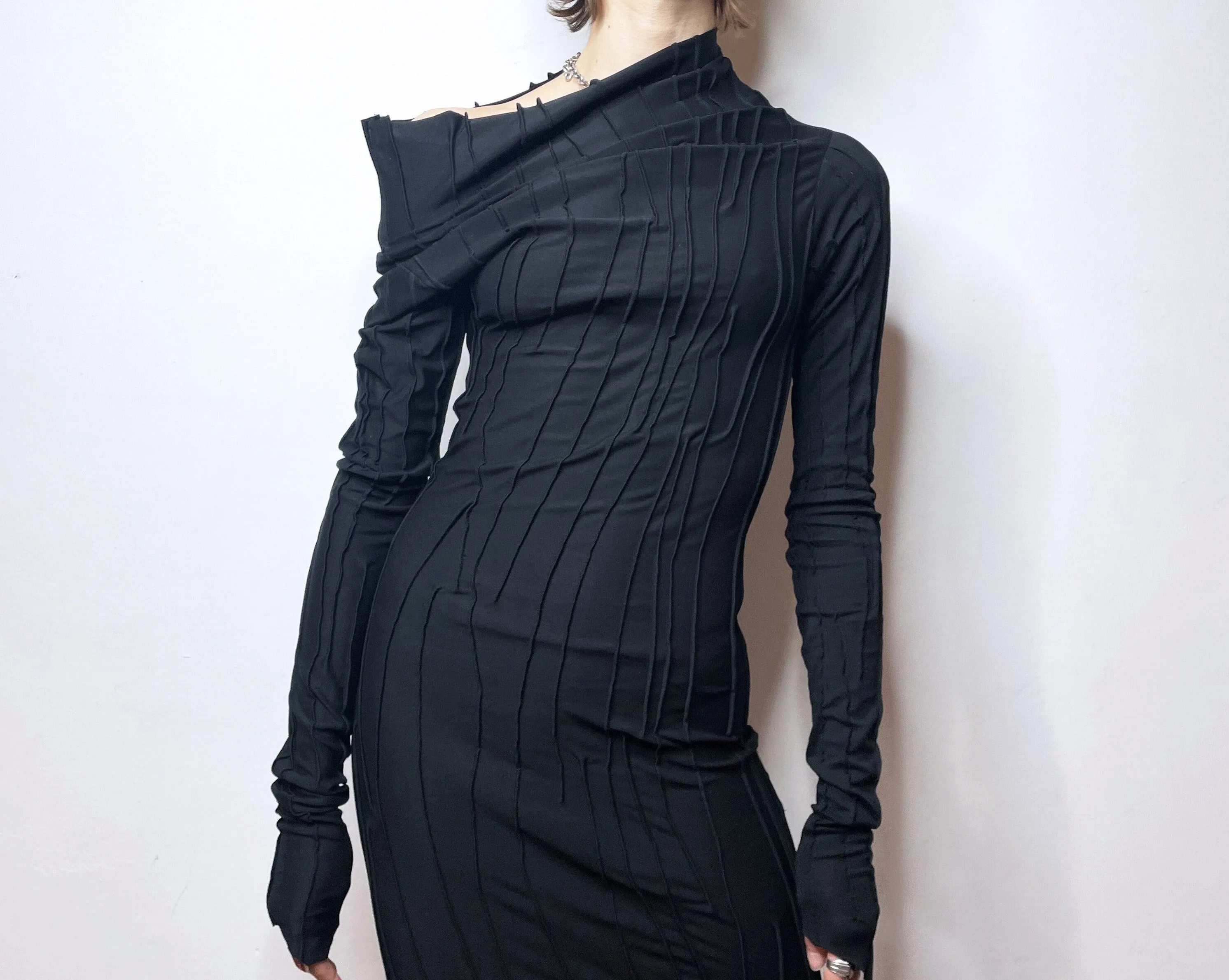 BLACK ASYMMETRIC LONG COCON DRESS