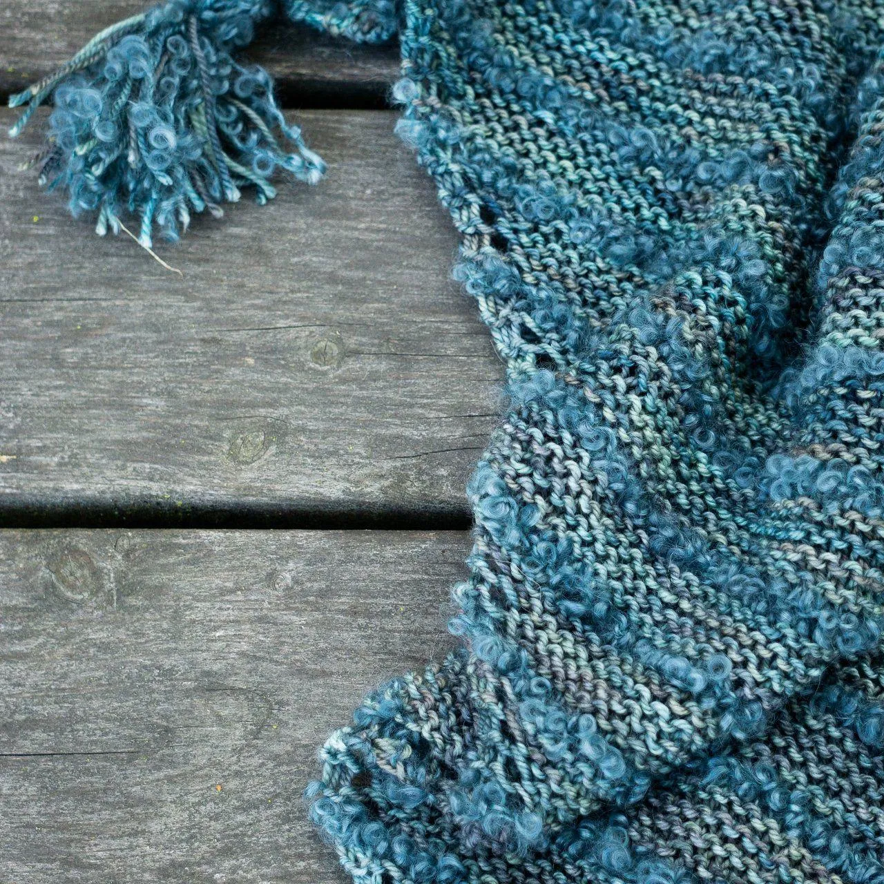 Boucles à l'Horizon'' Shawl | Free Knitting Pattern