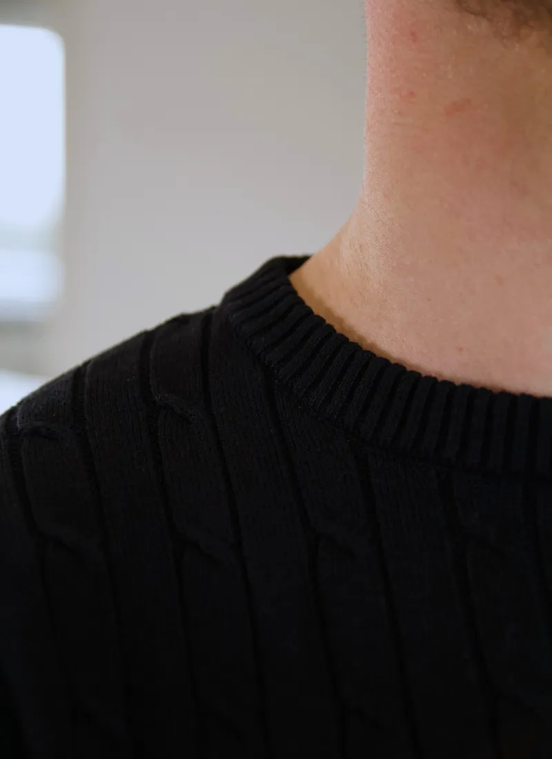 Cable Knit Wool-Cashmere Sweater - Black