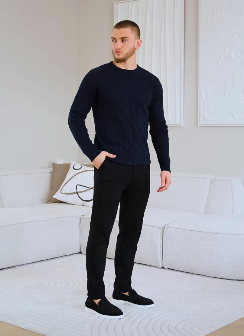 Cable Knit Wool-Cashmere Sweater - Navy