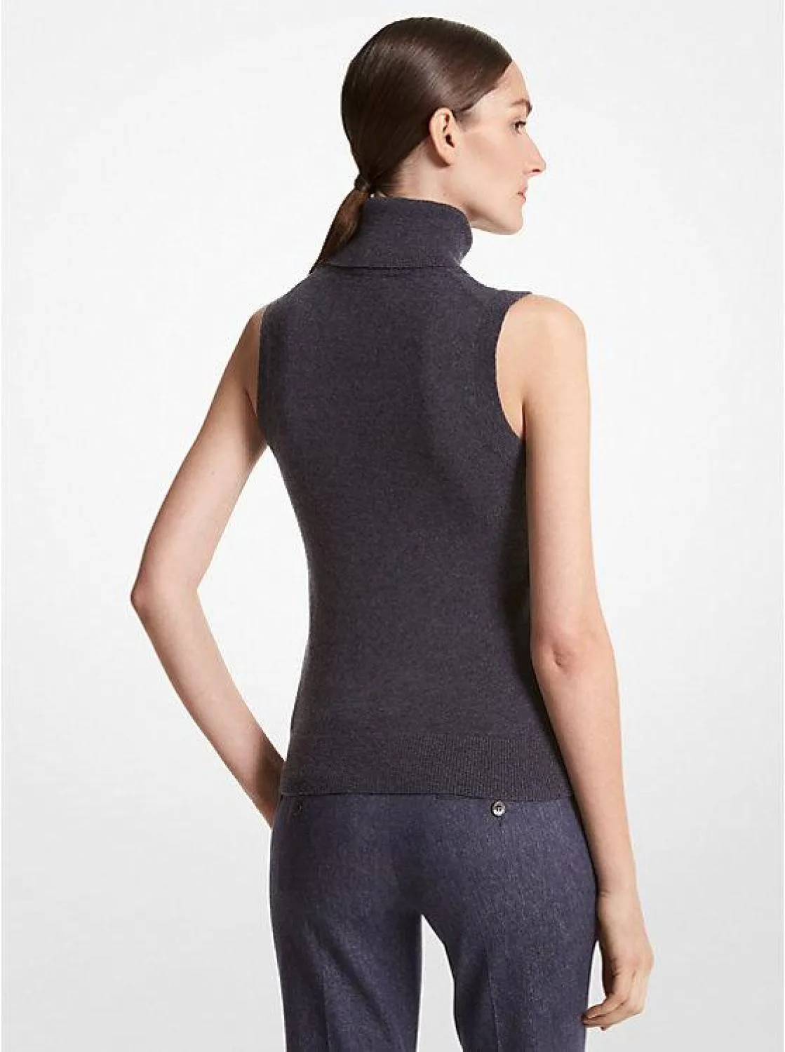 Cashmere Sleeveless Turtleneck