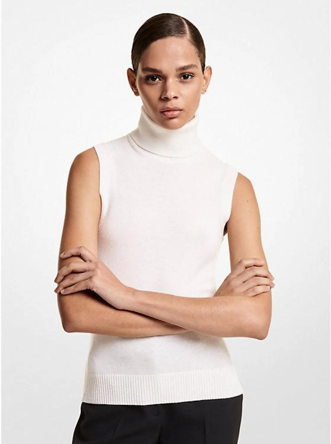 Cashmere Sleeveless Turtleneck