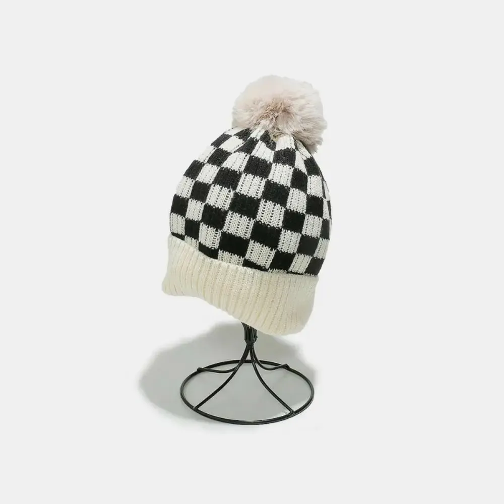 Chic Checkered Knit Hat Redefines Luxury Fashion for Women