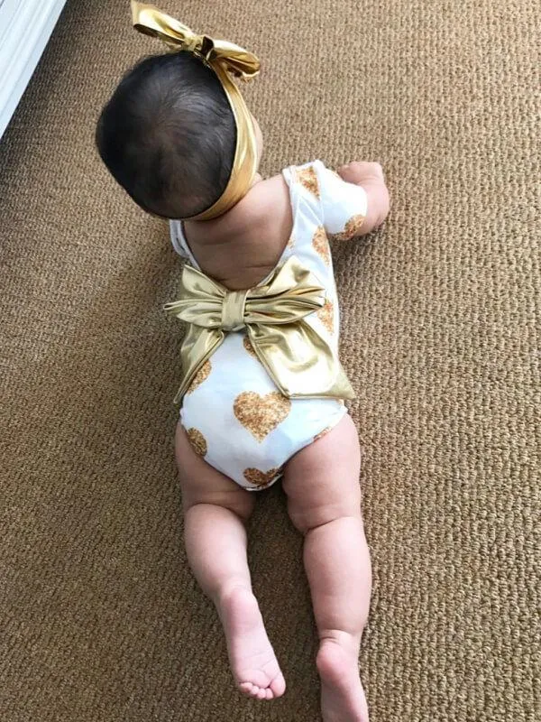 Hearts Pattern Printed Onesie Golden Bow Junpsuit for Babies