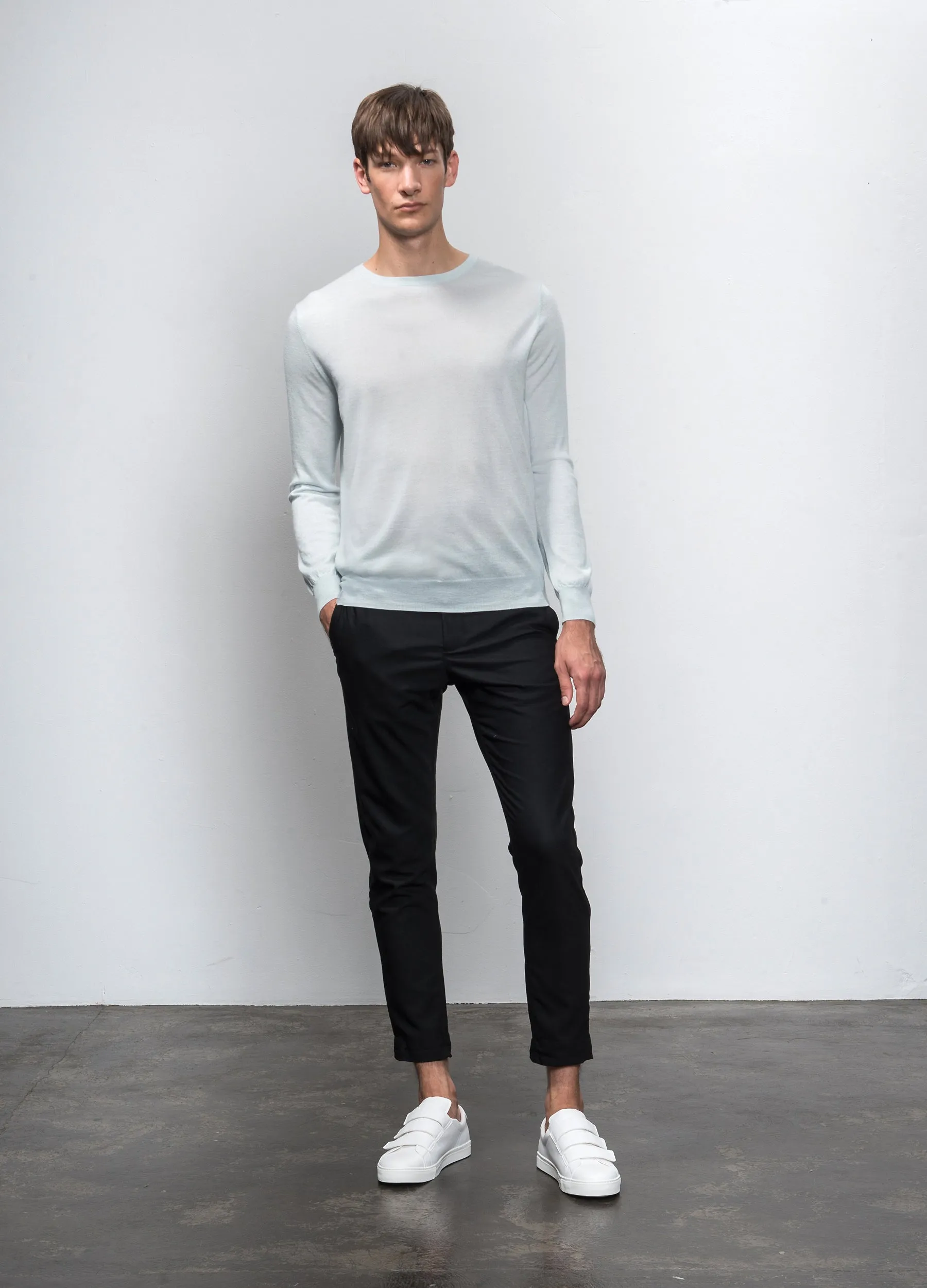 Men Lightweight Crew Neck_Mist