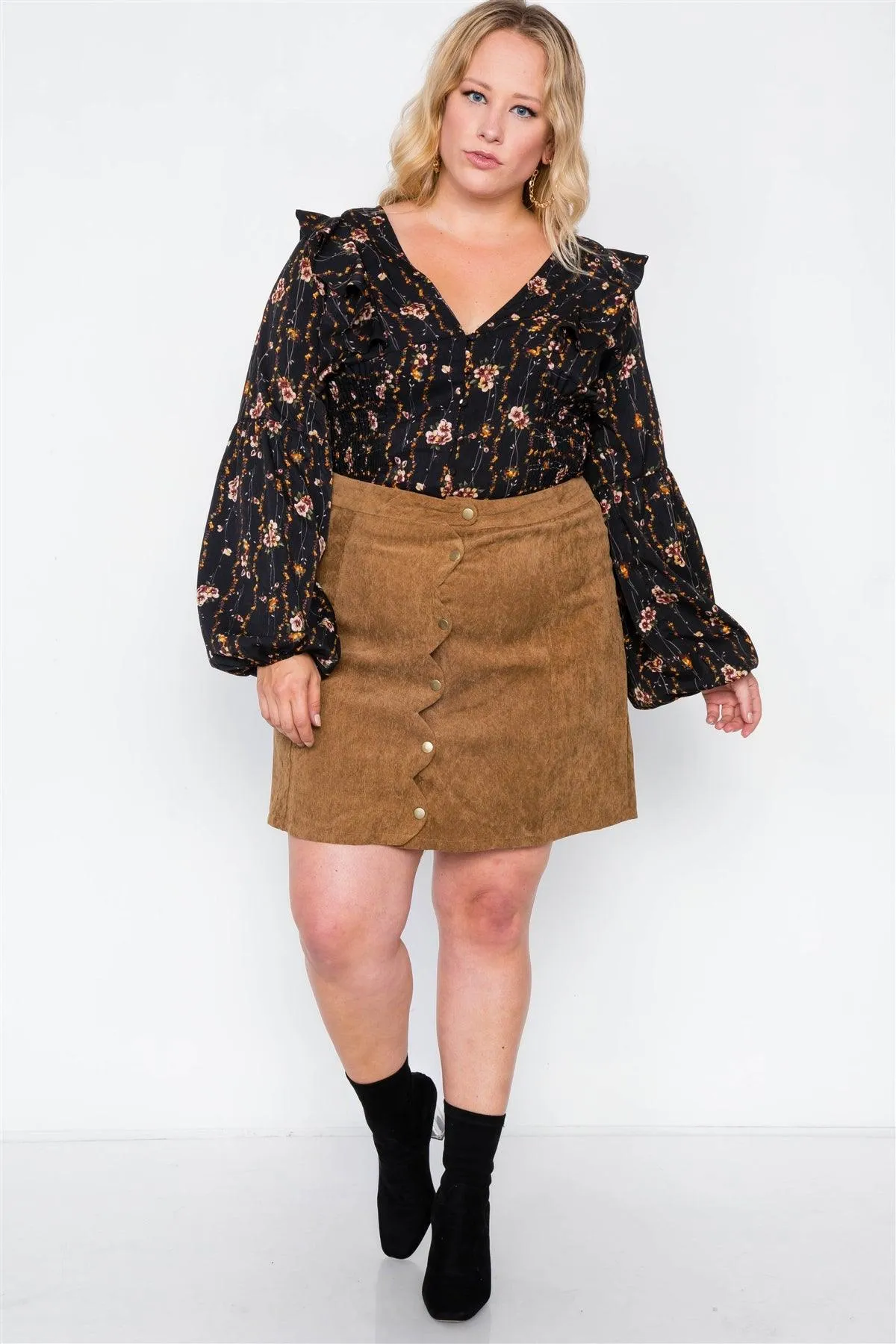 Plus Size Camel Corduroy Scallop Front Mini Skirt /2-1