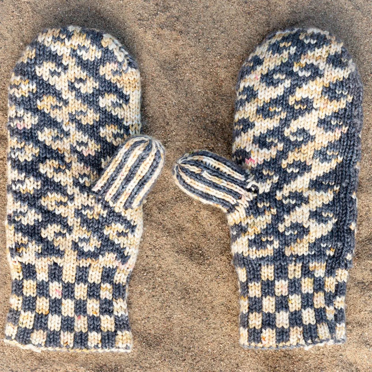 Reversible Fairisle Mittens | Free Double Knitting Pattern