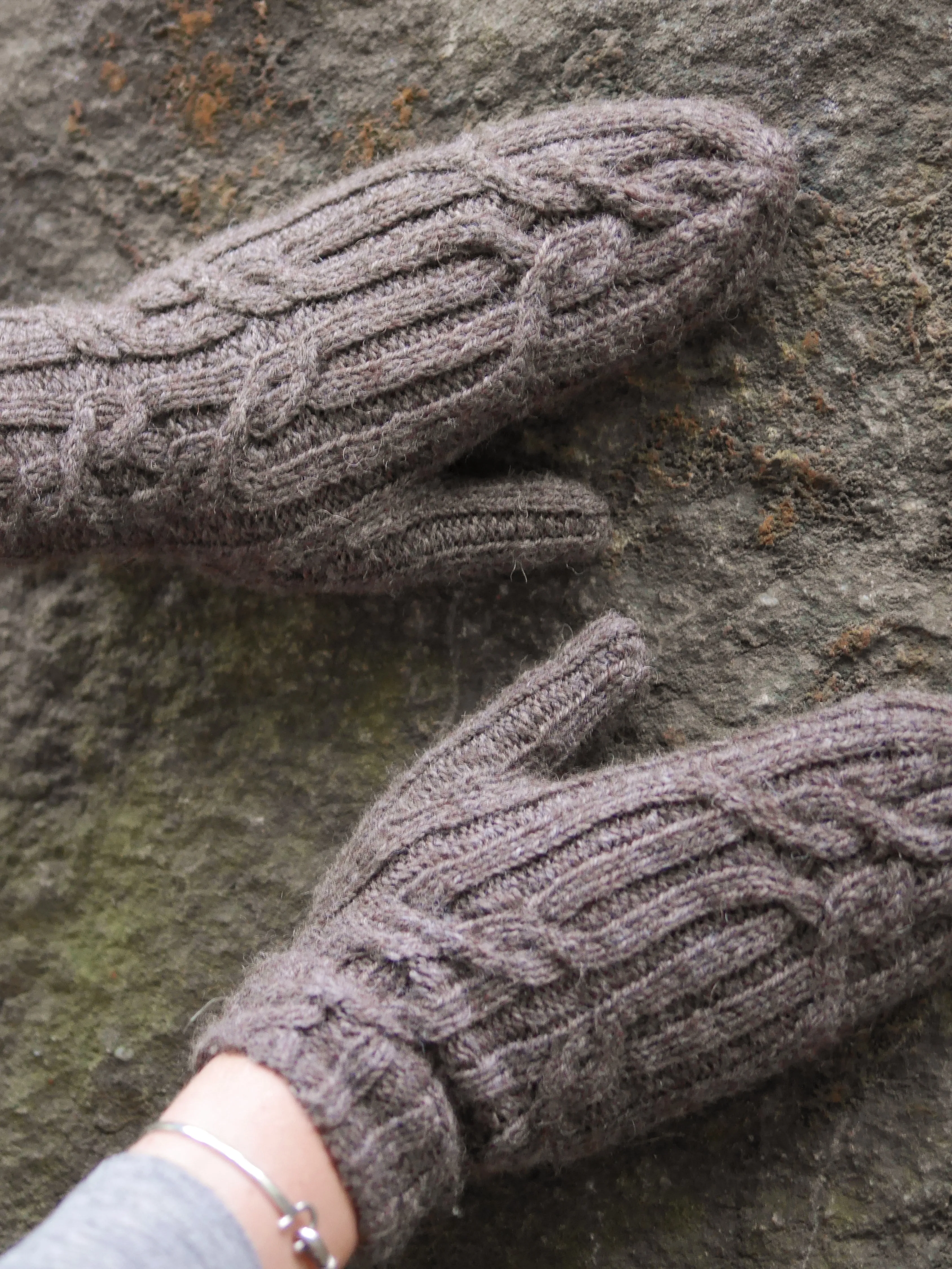 Snowplough Mittens <br/><small>knitting pattern</small>