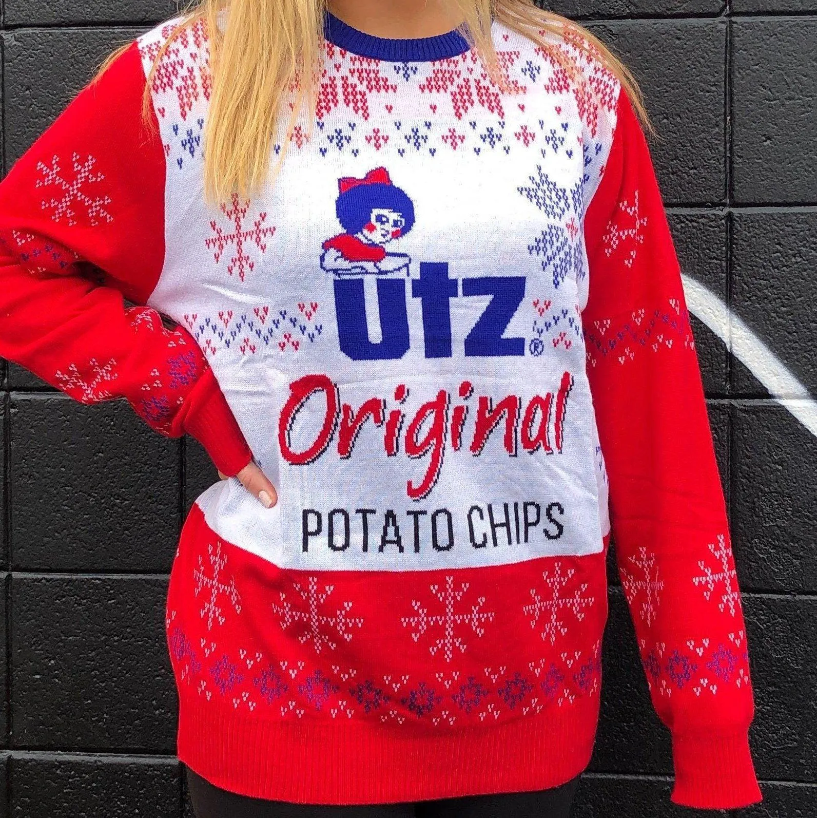 Utz Original Chips / Knit Sweater