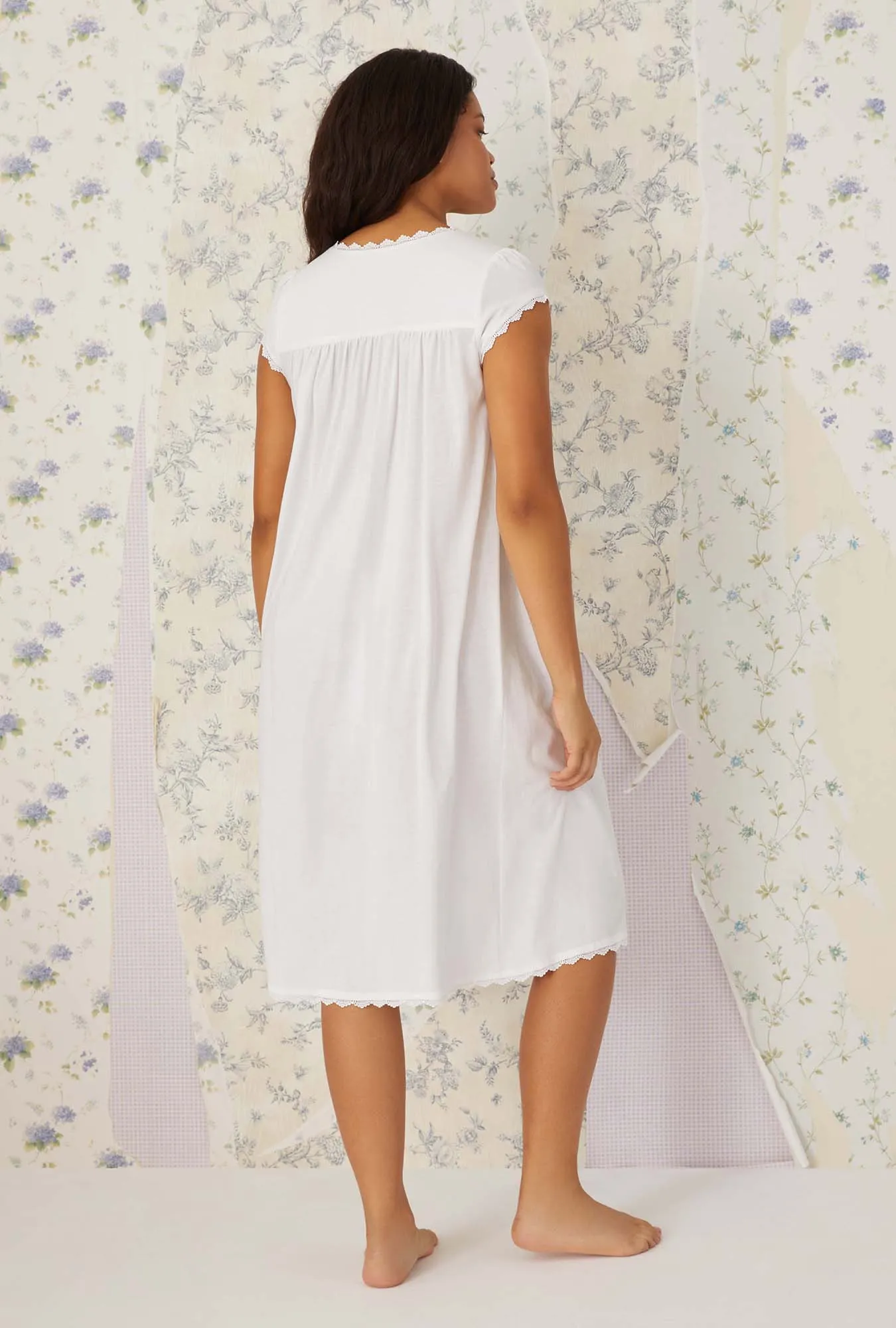 Villa Blanca Waltz Knit Nightgown