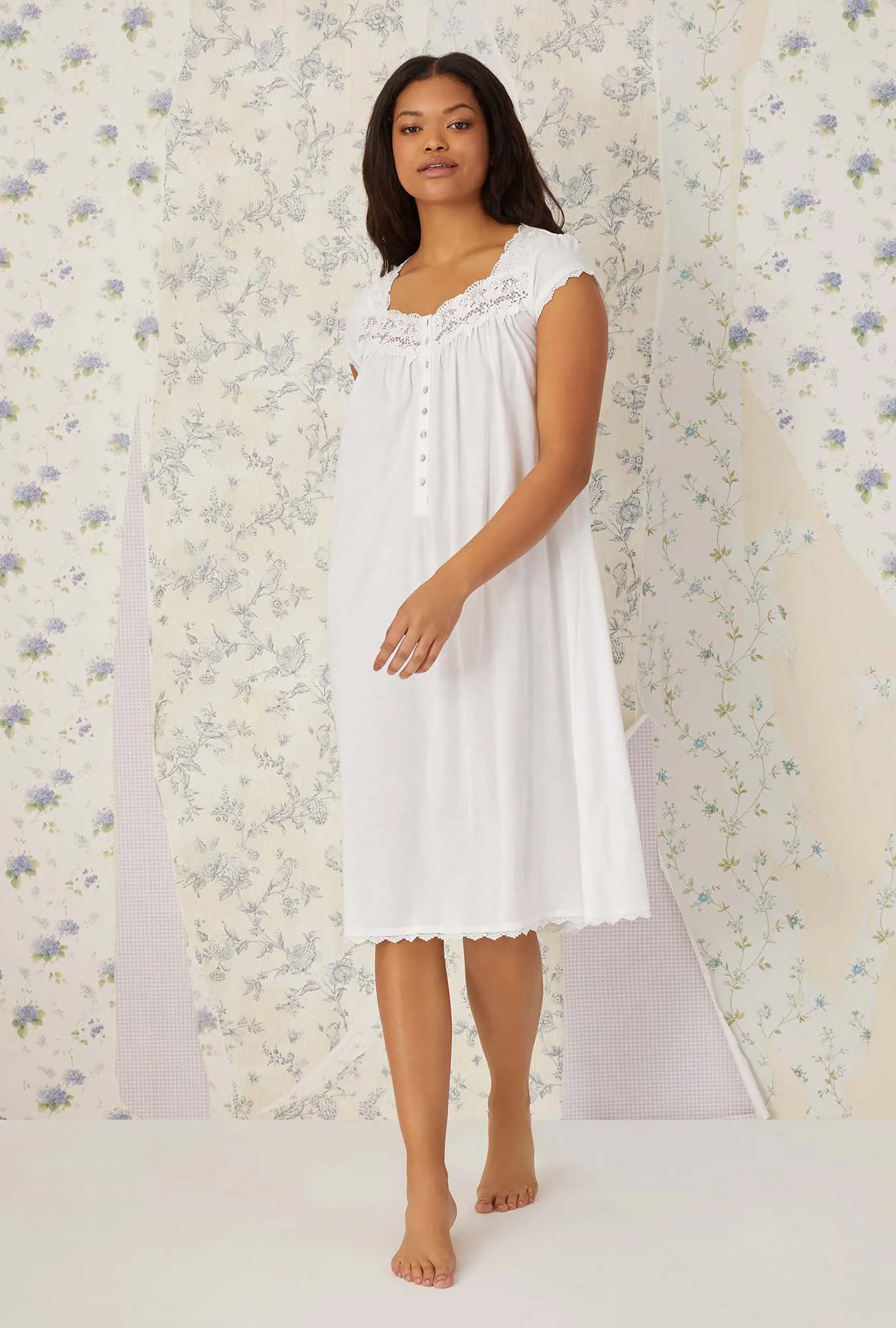 Villa Blanca Waltz Knit Nightgown