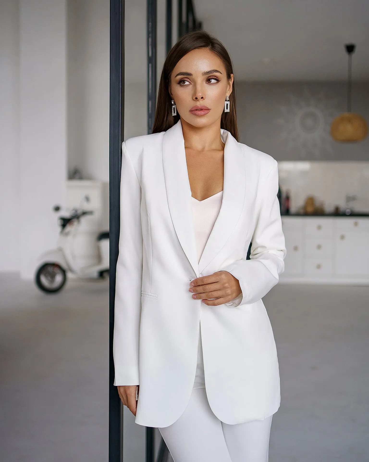 White Shawl Lapel Suit 2-Piece