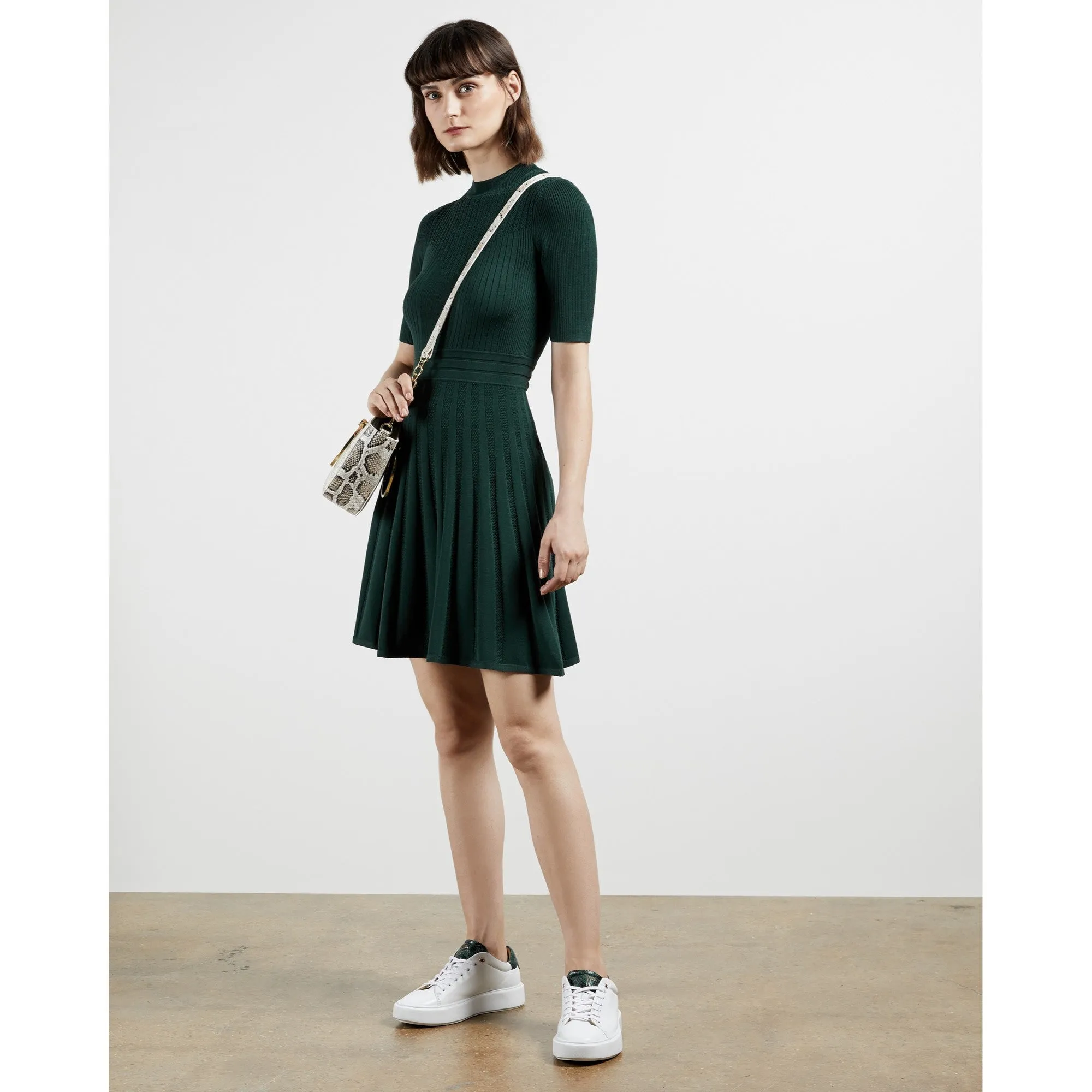 Women Wmd-Olivinn-High Neck Knitted Skater Dress - Dk-Green